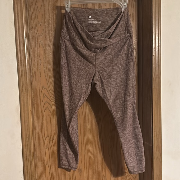 All In Motion Sport Bra & Leggings Set - Picture 7 of 12